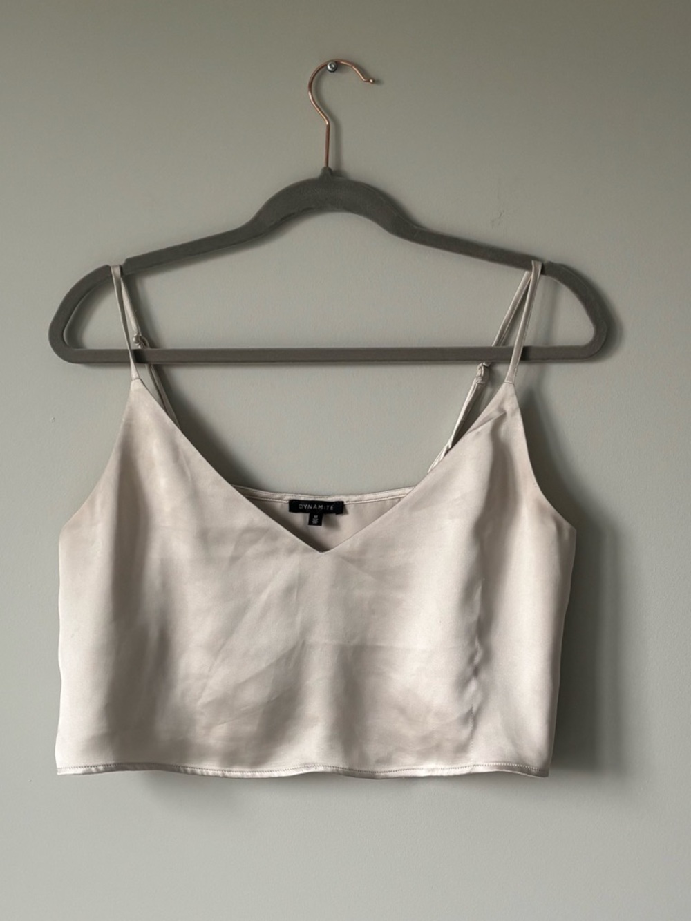 Dynamite V-neck Satin Cropped Camisole Size M in Ivory